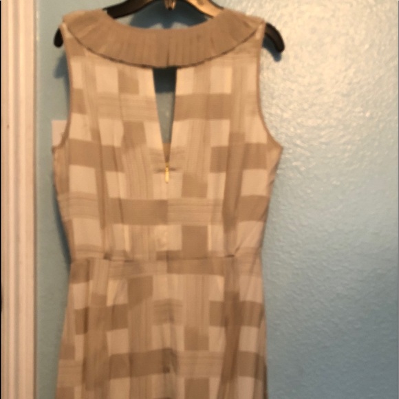 Dress - Picture 2 of 7